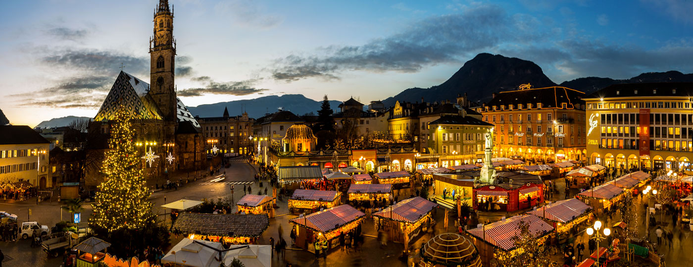 Mercatini di Natale Bolzano visti dall'alto